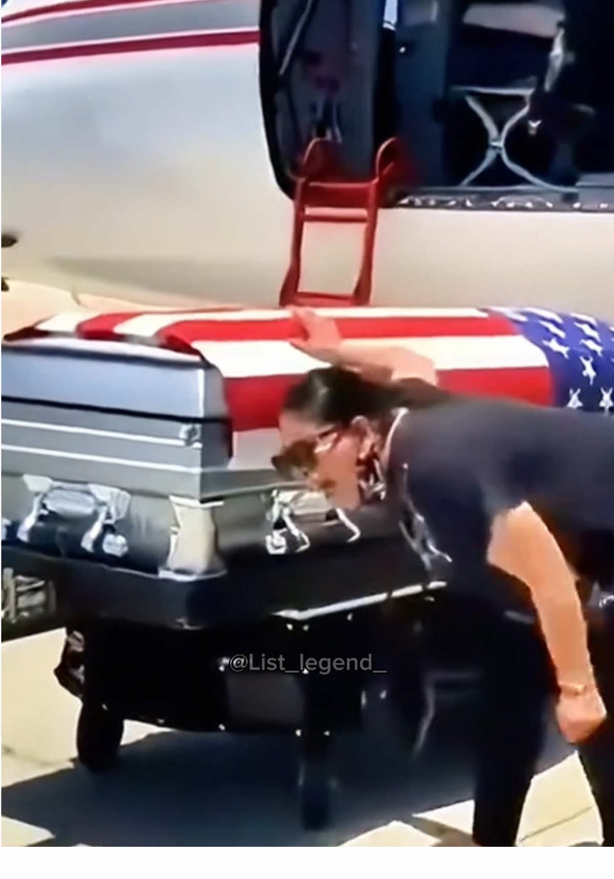 Say a prayer for our fallen heroes #soldier #fallenheroes #usarmy #passaway #prayer #suprise #families #sadmoment #CapCut 