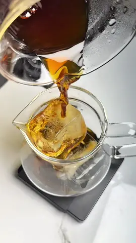 الطريقة العكسية 💯 #your_coffee #قهوة_مختصة #v60 #fyp #اكسبلور 