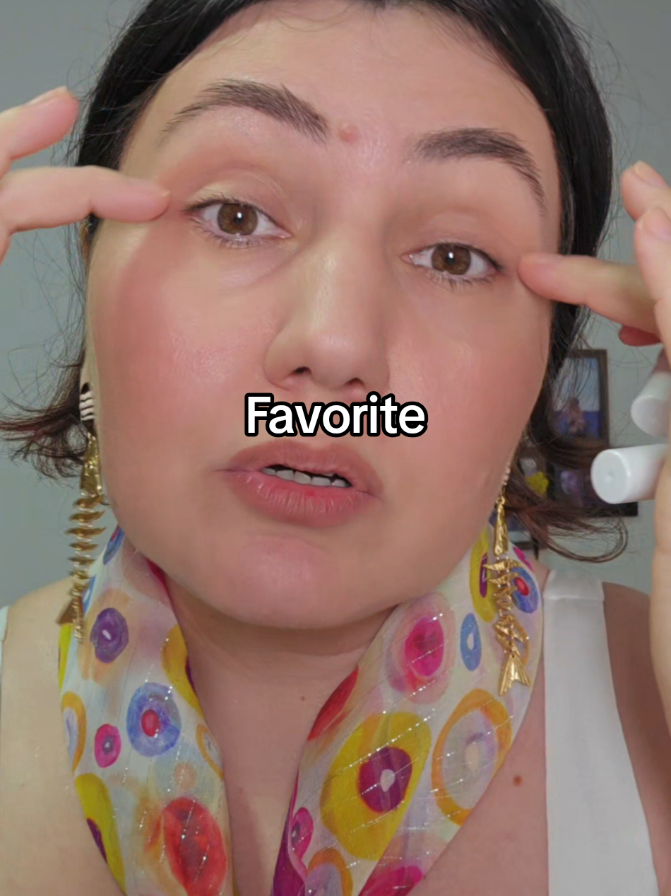 Trei favorite, 10 din 10 recomand! #nyxjumboeyepencil #maybelline #nyxcosmeticsromania #machiajrezistent  @NYX Professional Makeup @Maybelline NY 