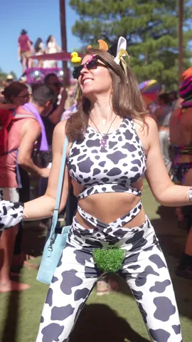 Desert Hearts Music Festival #deserthearts #desertheartsmusicfestival #girlsatraves #electronicdancemusic #edm #festivaloutfit #raveoutfit #fyp #foryoupage #musicfestival #viral #viralvideo #viraltiktok #musicfestival #rave