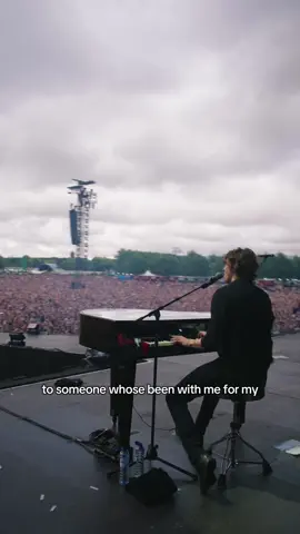 life changing moment with 40,000 of you ❤️