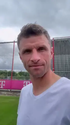 This is how Thomas Müller said goodbye to Bayern Munich… 🤧🥹 #beINSPORTS