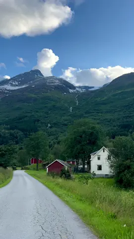 #النرويج🇳🇴 #اوروبا #norway #طبيعة #Stryn #oldnavy #