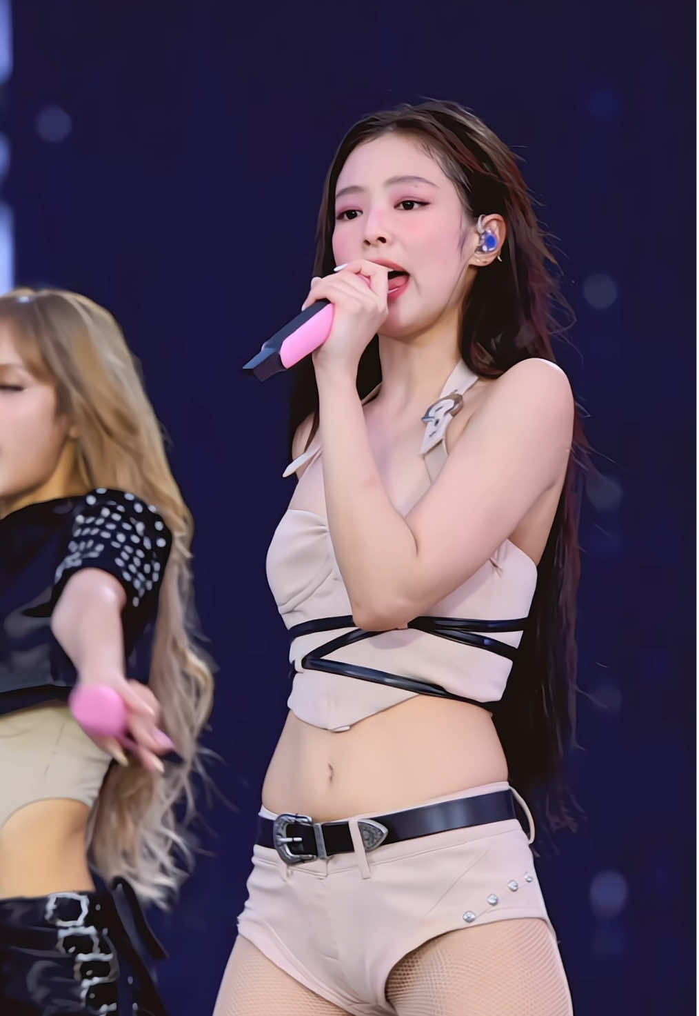 JENNIE-BLACKPINK #jennie #deadline #KPop #fancam #parati #blackpink 