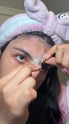 definitely going through it with my skin right now but using the best products and of COURSE DRINK IN INSANE AMOUNT OF WATER to help. Would you use and over night skin care mask like this ? It literally shaved my face omg #quia #quiakoreanbeauty #koreanskincare #collagenmask #skincare #facemask #niacinamide #fyp #beauty. 