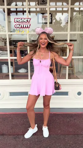 Disney outfit for a day at Disney World! What's your favorite Disney accessories to wear to the Disney parks? #disneyworld #disneytiktok #fyp #disneyoutfit #disneyoutfits #disneyfit #disneyootd #disneystyle #disneyfashion #disneyinspo #disneytok #disneyfyp 