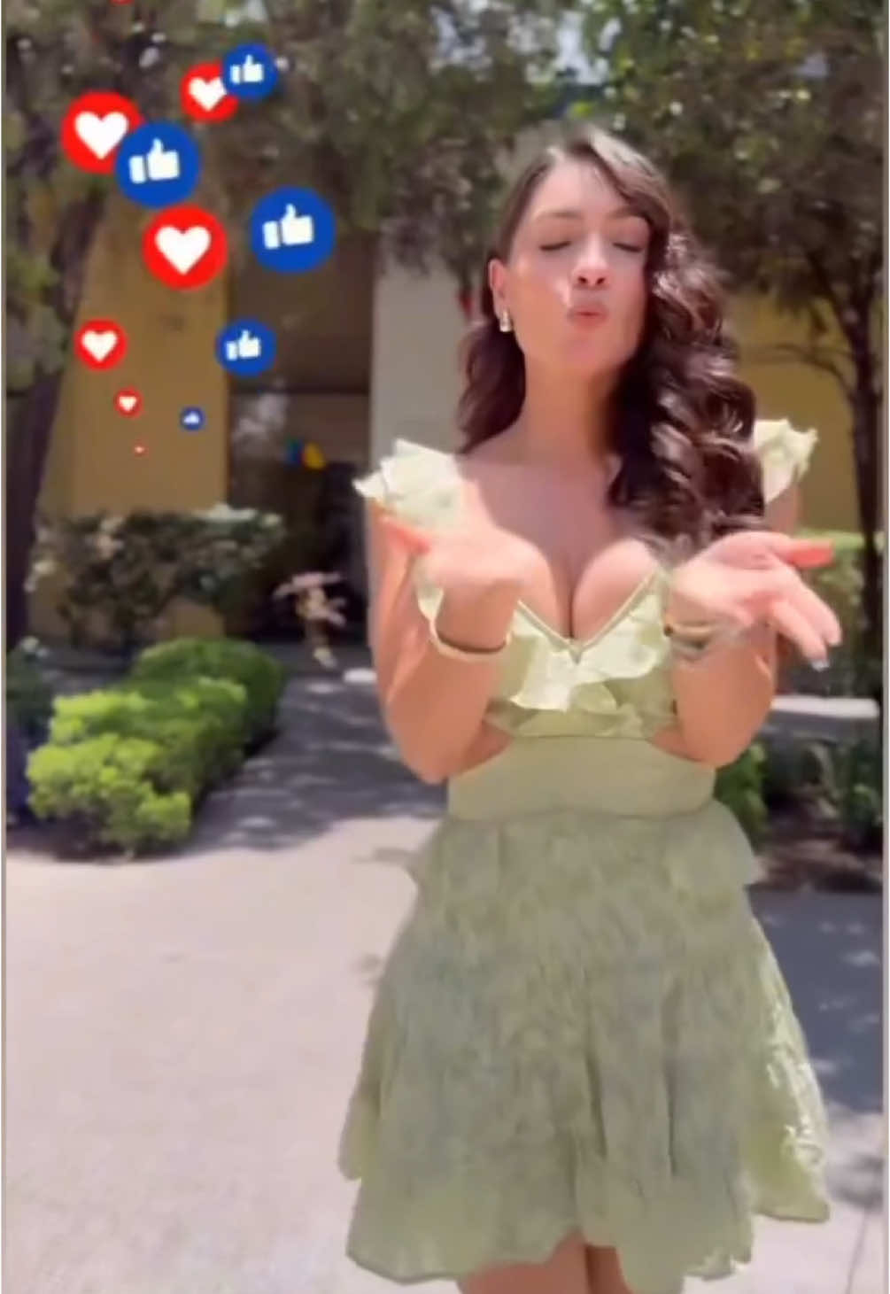 Jenny Iglesias #multimedios #tvazteca 