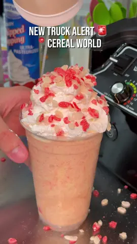 NEW TRUCK ALERT: Cereal World 🚨 This strawberries & cream shake with fruity pebbles is straight outta Saturday morning cartoons 🥣🍓