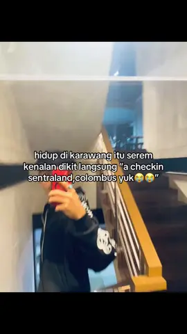 selain banyak gangster nya banyak juga cewe yang kenalan dikit langsung checkin😭🙏🏻 #fyp #karawang #fotolive #checkin 