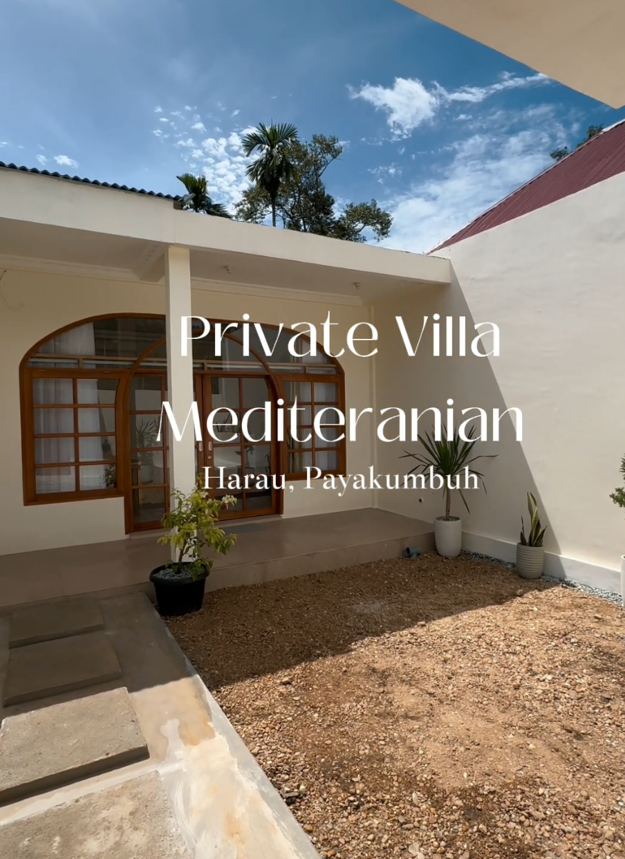 Bali vibes, Harau feels. Satu-satunya private villa bergaya Mediterania di sini. #staycationharau #BaliVibesSumbar #AestheticStay #PrivateVilla #fyp #sumbartiktok #sumbar #villa #sumbarstaycation #villasumbar 