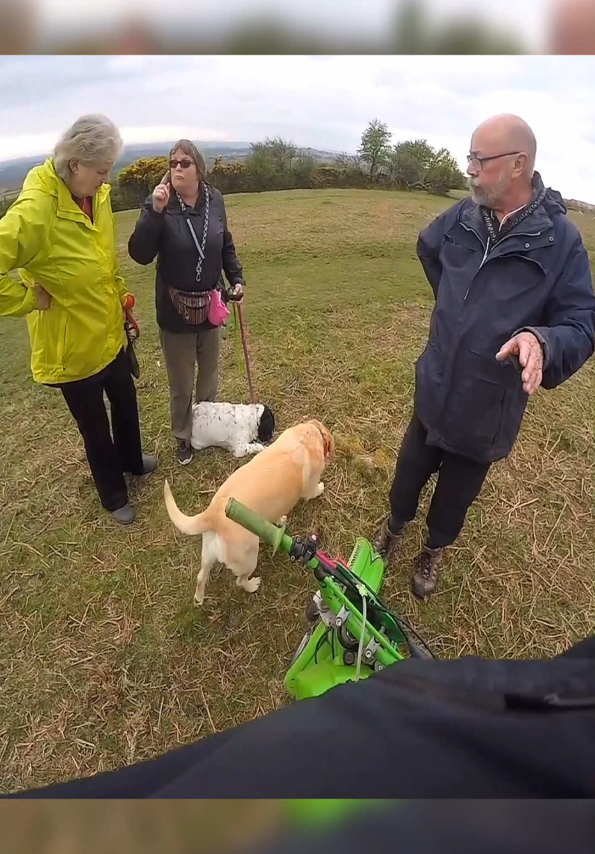Angry people tell dirt bikers to leave the animals alone 😤 (via u.k.pitster9728/yt) #fyp #bikers #angry #viral