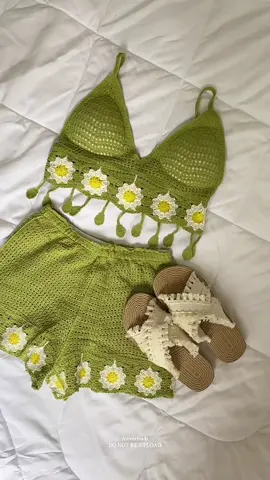 #crochetternoutfit #paddedtop#hawainbeachoitfitforwomen#TikTokFashion