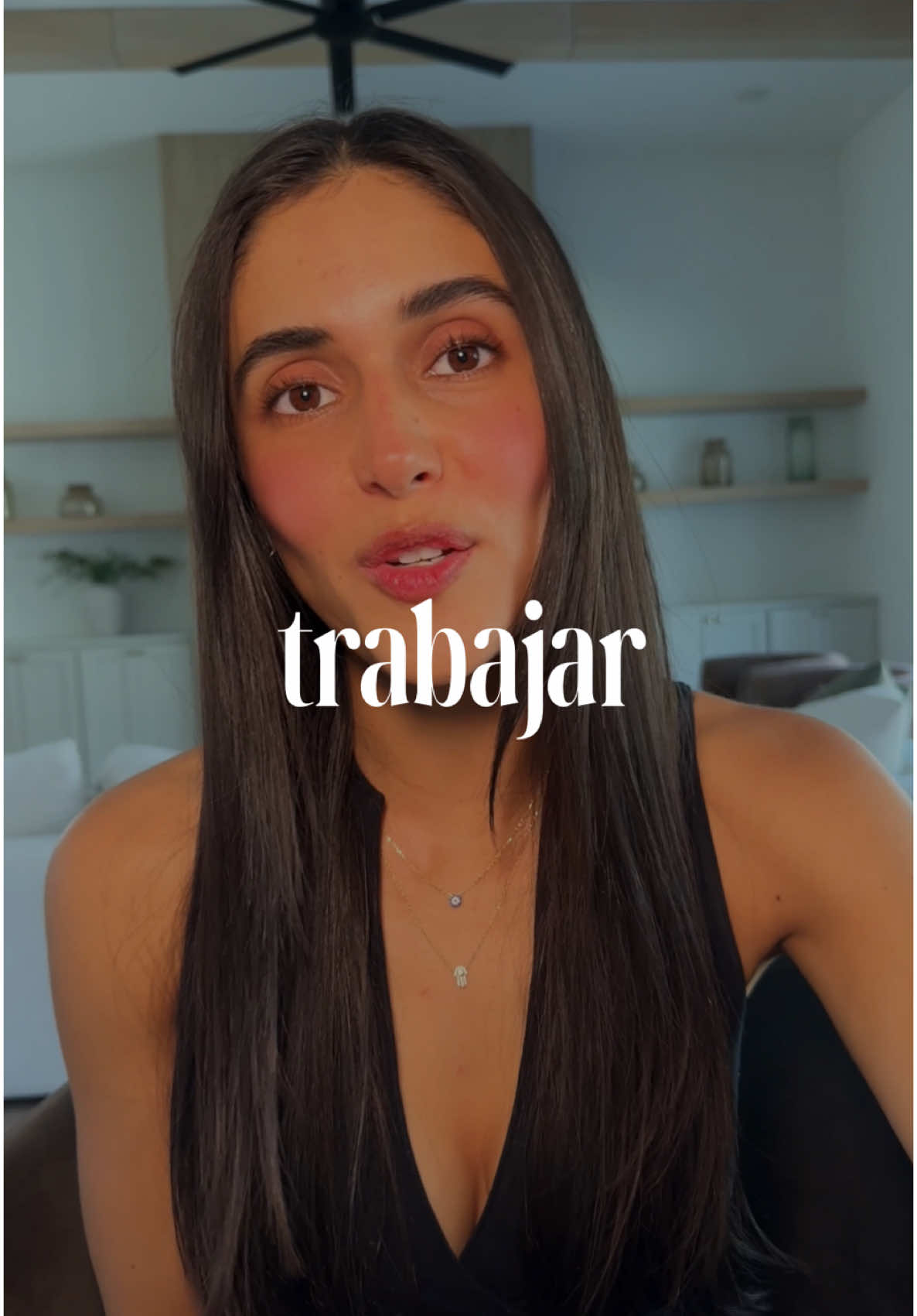 Nos vemos en mi último retiro 🥹 nos vemos este 25-27 de Julio en miami. Nada es coincidencia! Es momento de transformar tu vida 