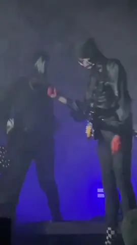 i wonder if we'll get more of iii pulling iv around by his mask now that they have the new masks 🤣  videos from trashcan__carla samtoken_ 33karatgold #sleeptoken #sleeptokenband #sleeptokenworship #eveninarcadia #sleeptokenedit #ivsleeptoken #ivysleeptoken #sleeptokeniv #iiisleeptoken #iiixiv #iiivy #iiiandiv #sleeptokeniiiandiv 