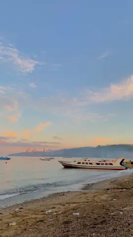 Kawasi dengan sunrise-nya🌅#TikTokPromote #TikTokAwardsID #pthjfduniatambang✅ #karuniapermaisentosa #obinikel🇵🇱 #kawsindonesia #obihalsel #halmaherajayaferonickel🇮🇩 