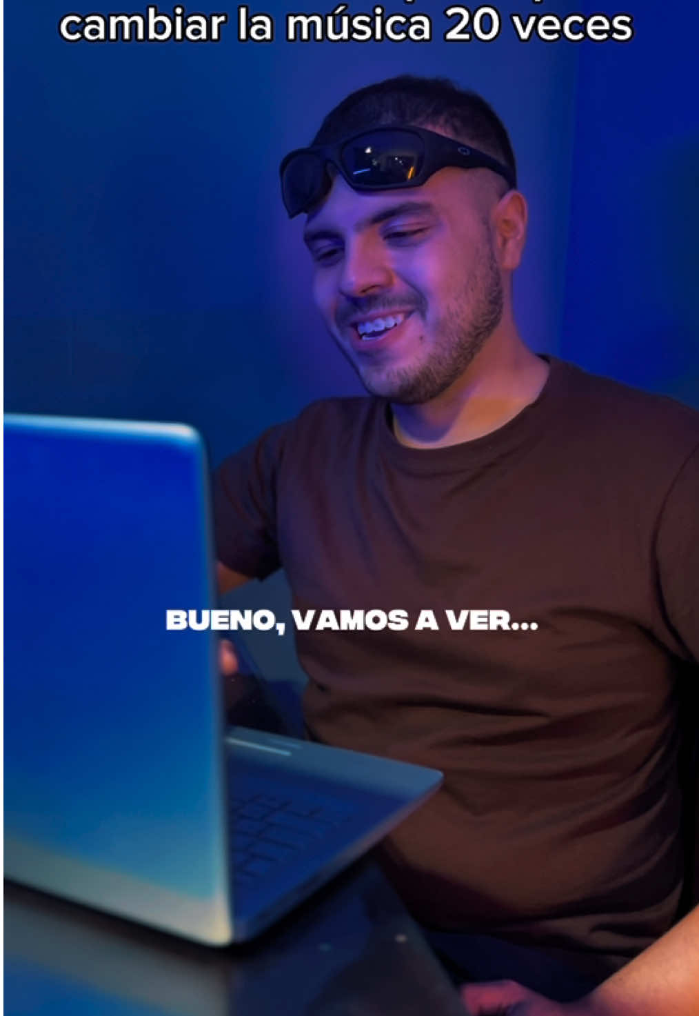 Inspiración: @Gabi López 💗 JAJAJAJAJAJA 😎😎 #audiovisual #cliente #empresa #producciones #produccionaudiovisual #filmmaking #filmmaker #editor #diseñografico #humor 