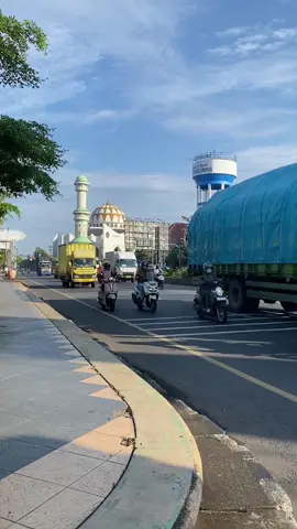 Kendal Beribadat…….                             #kota #kotakendal #kendal24jam #alun_alun_kendal #bataskota #pantura #kendalpermatapantura #pagi 