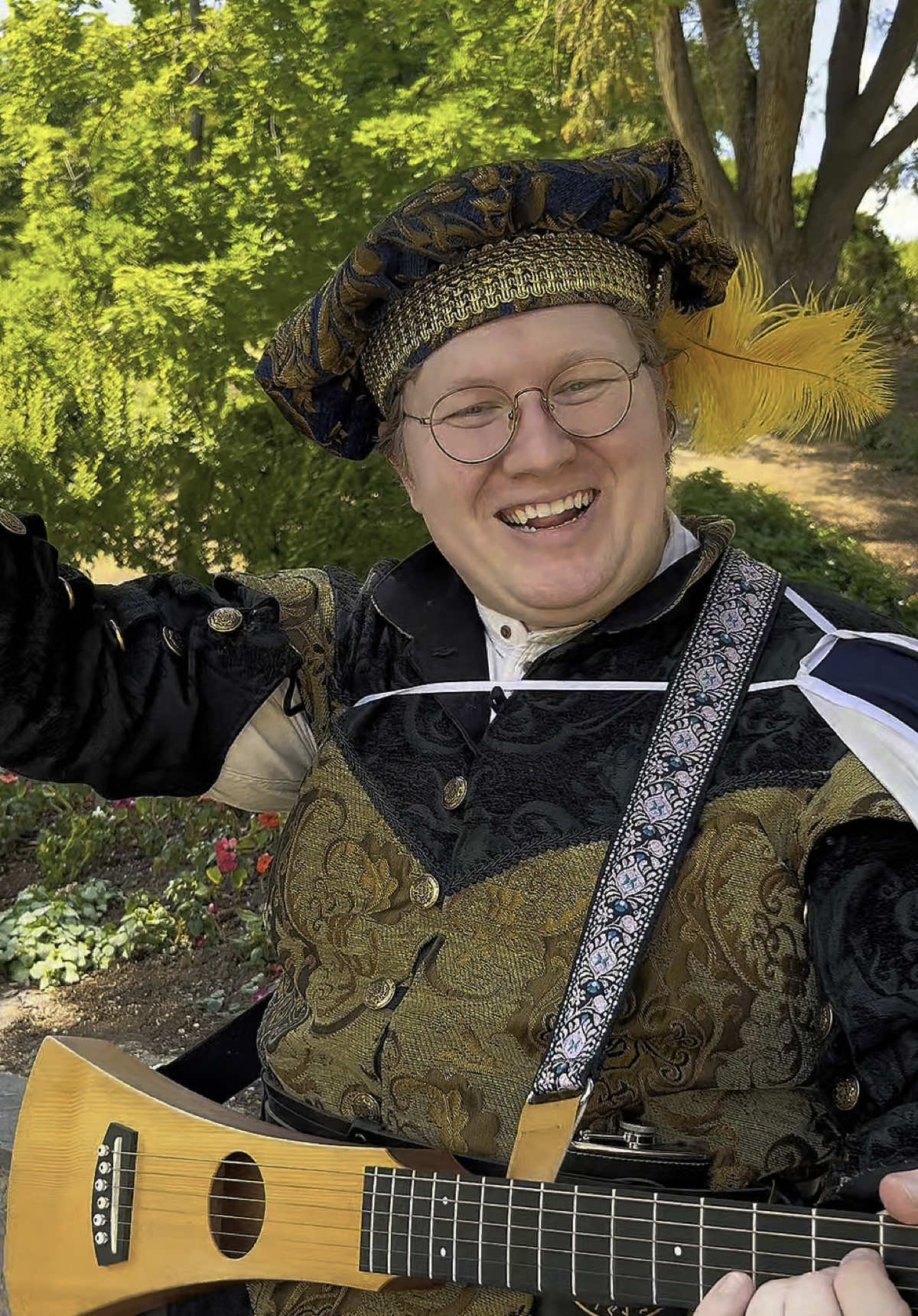 ✨🤭We love our cast here at Beyond The Gates. All their, talents, charisma, and overly complicated fantasy names! 🤣💫 🌌The Gates re-open in just a few weeks! Are you ready to be the hero of our story?🐉 Tickets available in our bio. 👑 #immersive #immersivetheater #exploreutahvalley #fantasy #larp #beyondthegatesutah #actor #communitytheater #funny #dungeonsandragons #cosplay