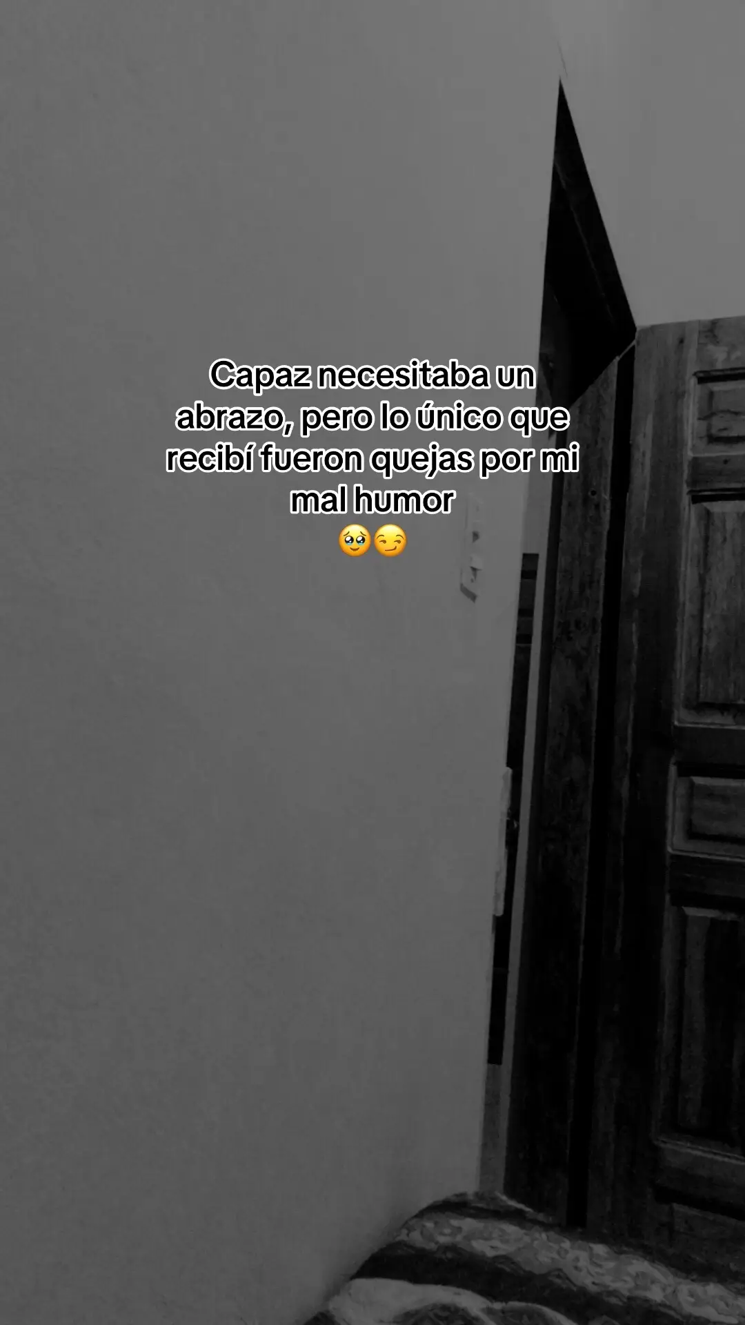 #🥹 #abrazo #triste 