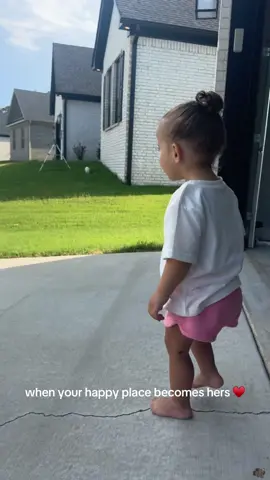 favorite time of the day is when dada comes home 🥰♥️😭🫶🏻 #girlmom #girldad #toddlersoftiktok #safeplace 
