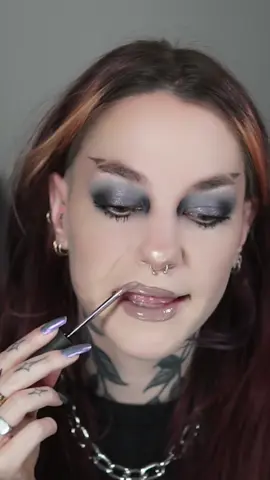 um YES i think so!! trad goth is in my possession!! @Jessica Haze | Vegan Beauty @MOB Beauty #makeup #beauty #makeuptutorial #makeuptips #beautytips #unboxing #goth #gothmakeup 