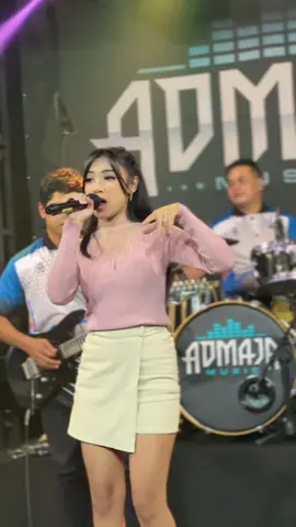 Kelingan rikolo urip bebarengan  #admajamusic #dangdut #beranda #fyppppppppppppppppppppppp #fy @Cak_Sunu Keb @ardilead86 @mas'geotreex @Admaja tarantula @aditjaya pictures @yolanichisuma @AdjieWinsa 