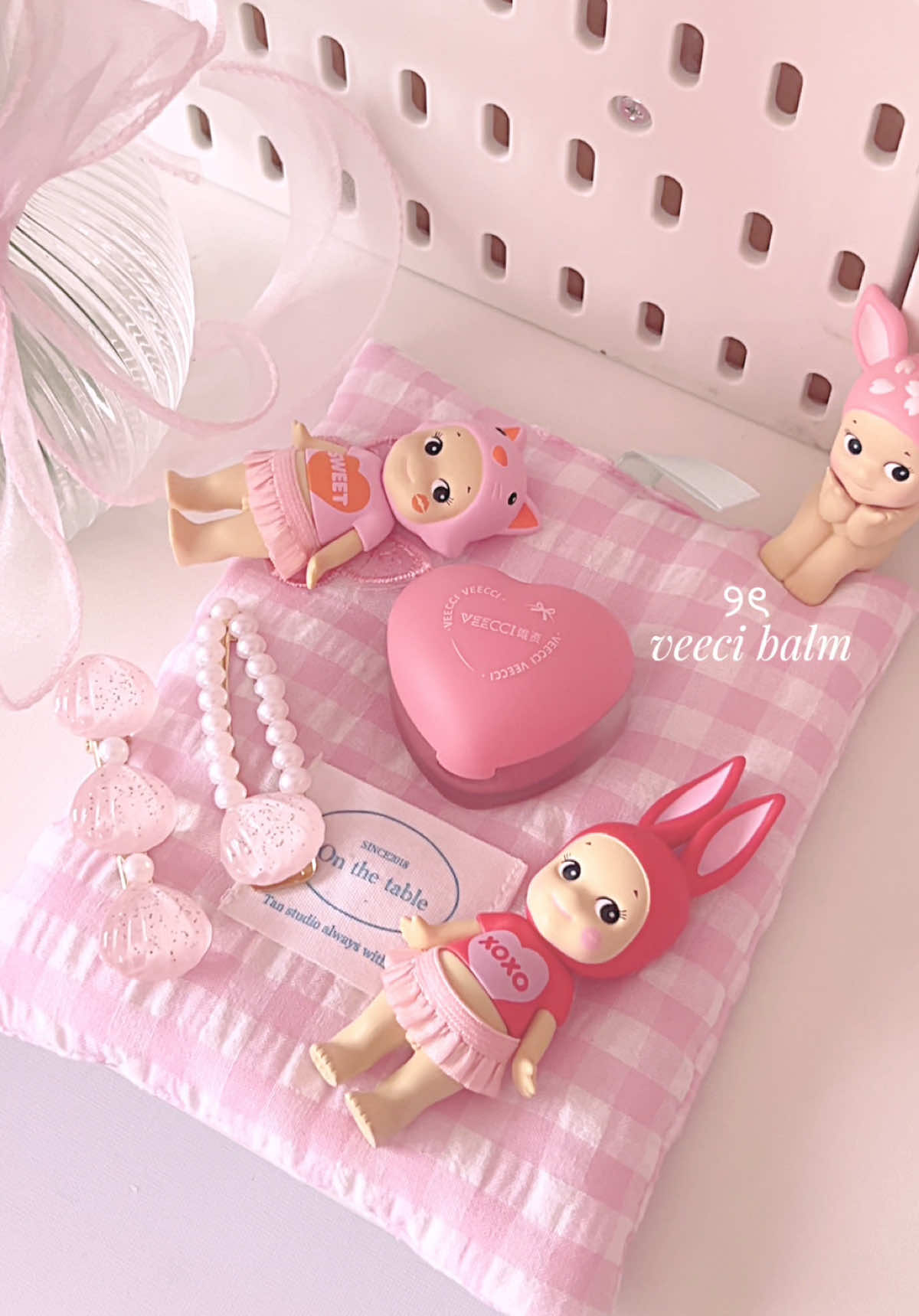 this veecci lip & blush balm is TOO CUTE to resist 🤭💗🎀 love how it gives my cheeks that natural glow 🌷 #veecci #veeccilipstick #beautyph #cmakeup #affordablefinds #cutefinds #tiktokfinds #tiktokmademebuyit 