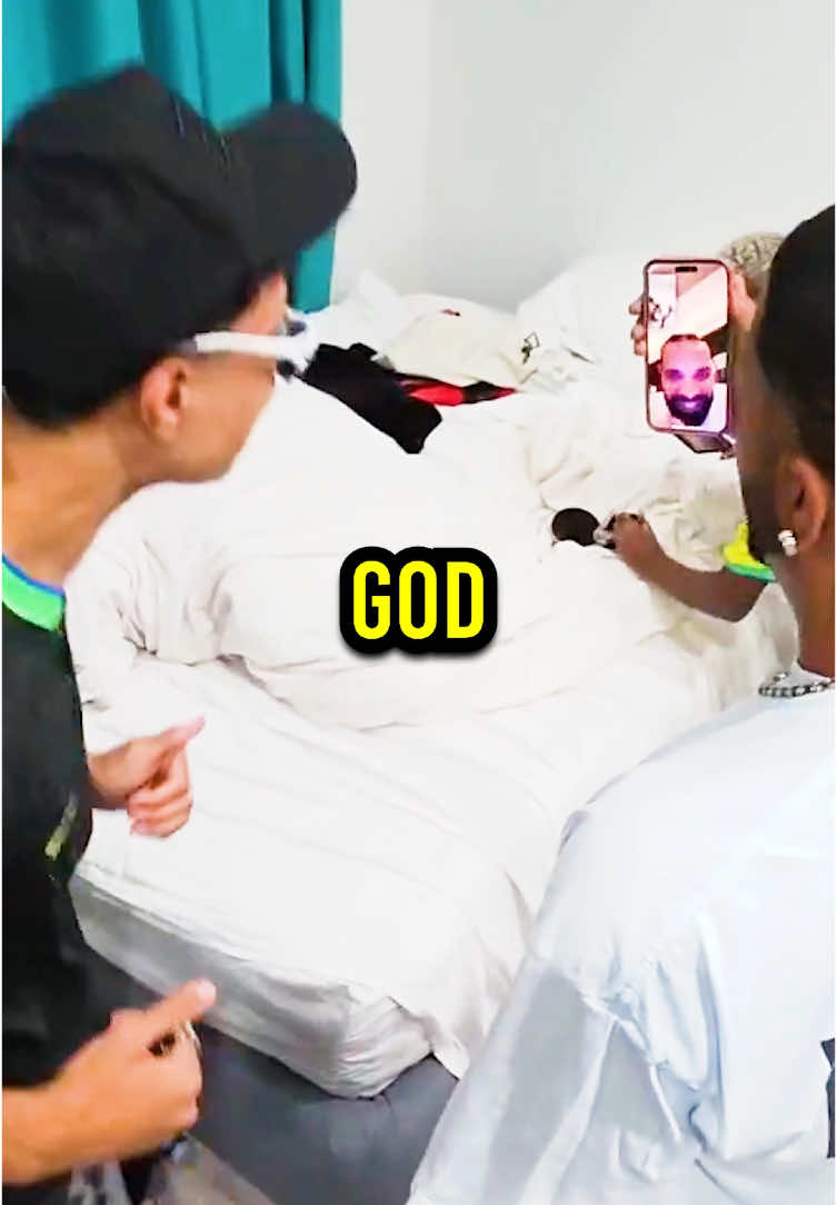 Tota Is So Happy Speaking To Drake On FaceTime For The First Time! 😭😂 #tota #drake #funny #streamer #fyp  