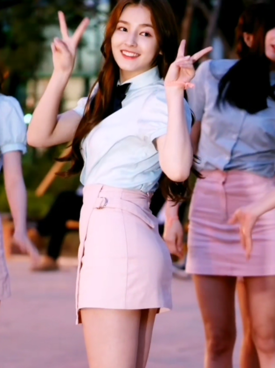 Nancy 💗 #chitokpop #kpop #momoland #nancy #wonderfullove 