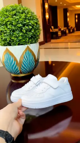 SEPATU ANAK Putih Ukuran 26 - 35 #sepatuanak #sepatuwanita #sepatuputih #outfitweek 