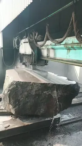 #ConstructionMachines #StoneCutting #RealWork #IndustrialMachines #MachinesInAction #StoneWork #FactoryVideo 