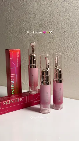 Another new products 👀💗 skrng lipserum skintific ada shadenya lho 😍 shadenya super cantik2 dan natural di bibir keliatan sehatt ✨ must haveeee! #skintific #brighteninglipserum #skintificlipserum #lipserum #lipcare 