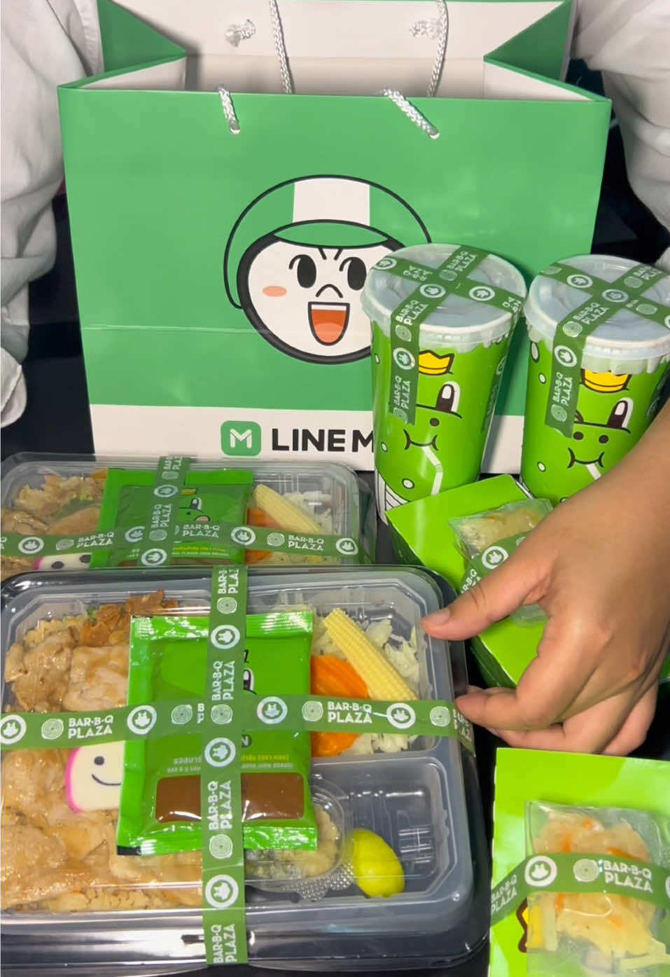 ชุด Gon Box Set ซื้อ 1 แถม 1 คุ้มมากสั่งได้เลยที่ LINEMANใส่โค้ด UC2025 ลดสูงสุด 100บาท* ค่าส่ง 0 บาท เมื่อเลือกประเภท การจัดส่งแบบ ‘ส่งถูก’ ในระยะทางที่กำหนด #LINEMAN #LINEMANถูกสุดทุกวัน  #LINEMANWongnaiUserschoice #BarBQPlaza #กินเที่ยวทุกที่โออิชิจัง #PCHYZ
