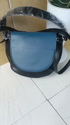 sling bags what's up 07741 38730  to order #bagsoftiktok #kenyantiktok🇰🇪 #totes 