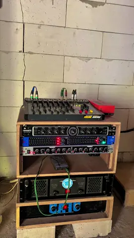 Mumet yo cek sound.#soundhoregjawatimur #cbsnogosari15 #soundminiaturanjawatimur #creatorsearchinsights #miniatur #miniatursound #ceksoundminiatur #ceksoundhoreg #soundsystem 
