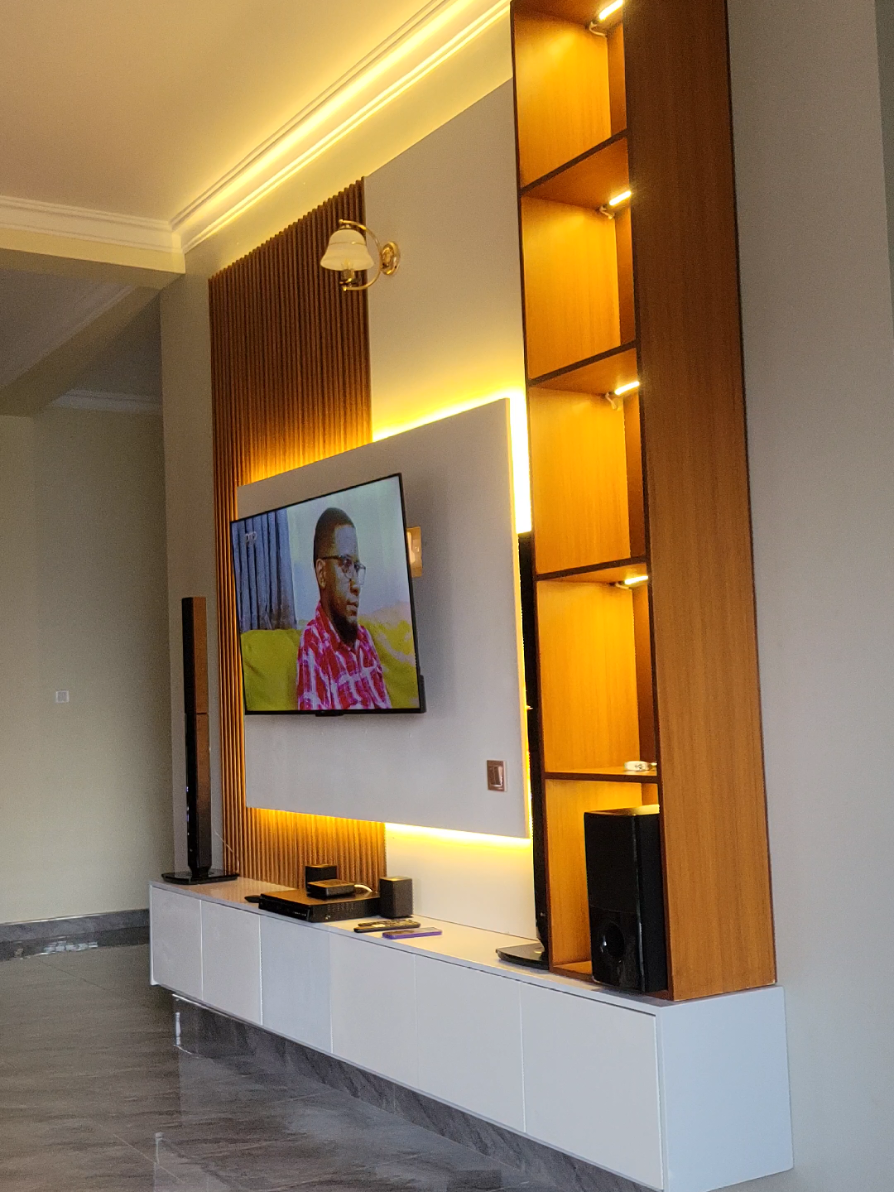Tv Unit / Wall Unit After Installation Call or whatsapp our manager on 07.51.55.41.77 or 07.76.81.98.84 for more details MY FURNITURE UG 