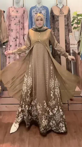 Hi bestie ready lg nih gamis set hijb terbarunya ,,dijamin 1000% mewah bgt bestie✨🔥yg mau join live yaa atau co keranjang kuning,,jangan sampai kehabisan lagi bestie😁#fypシ゚viral #fyppppppppppppppppppppppp #bantuinrameindong🙏😭 #gamisterbaru #gamiscantik #gamiskondangan #gamiskekinian #gamispremium #gamismewah #gamisviral #wudhufriendly #fyp #gamissethijab 