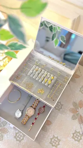 Tata perhiasan dan aksesoris jadi lebih rapih pake box ini ✨ #kotakperhiasan #jewellerybox #boxperhiasan #perhiasan #rekomendasikotakperhiasan 