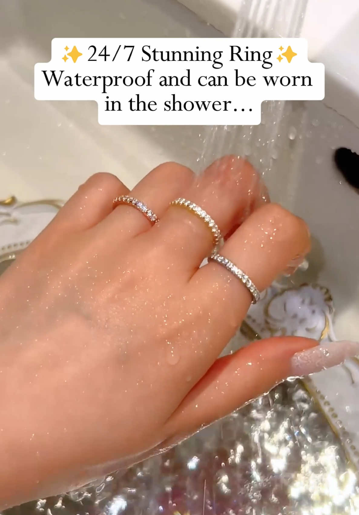 24/7 stunning ring 💖waterproof and can be worn in the shower 💦#tiktokmademebuyit #dealsforyoudays #moissanite #moissanitering #summervibes #tiktokjewelry #fyp #ring #viral #waterproof #tiktokjewelry 