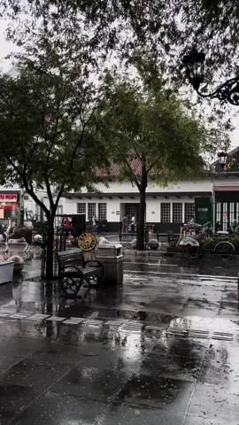 Jogja after rain🫧#jogja #malioboro #vibes
