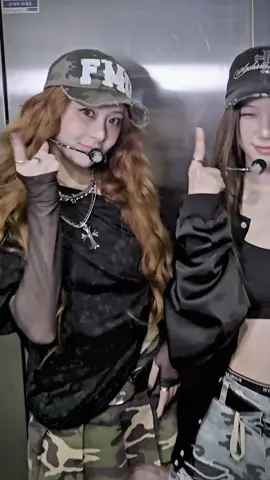 ALYA BEBEKIIMLEE COUPPLE YAPTIIKK🫶🏻💓(@Fancam )||yunjin dance fancam||#dancewithpubgm #f4ncamwp #olay #abacustar⭐️💋 #deprem #evliyizbebisfx🌹 #yagizaasigimdiyincekesfetoluyormuş #creatorsearchinsights 