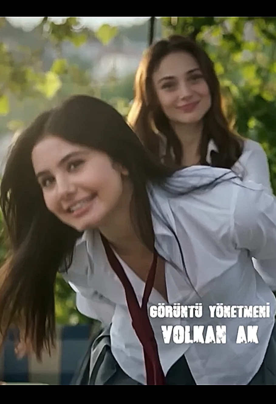 حزنها هناا🥹🥹. #rabiasoytürk #helinkandemir#fyp @🇸🇾 