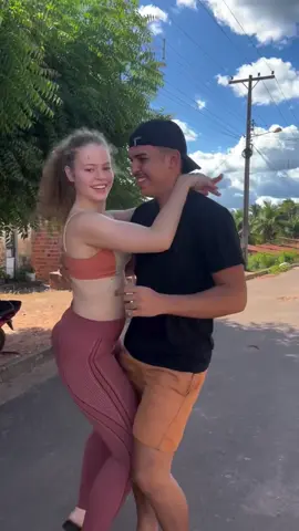 Forró de qualidade 💥💃 #dança #brasil #espanha #music #pizeiro #forrozão #forronotiktok #mexico #whashington #wb #foyou #vaquero #viral #musica #fy #fyp #whashingtonbrasileiro #forro #forrozeiros #forró 