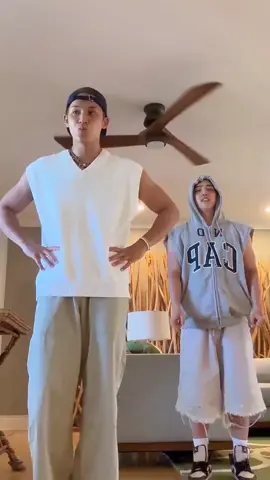 Dance in Hawaii with Gyucheol 😌🙇 #choiseungcheol #seungcheol #scoups #kimmingyu #mingyu #gyucheol #fyp #fypシ゚ #fypシ゚viral #fypシ゚viral🖤tiktok #fypp #fyppppppppppppppppppppppp #foryou #foryoupage #foryourpage #foryoupageofficiall #foryoupage❤️❤️ #kpopfyp #kpopfypシ 