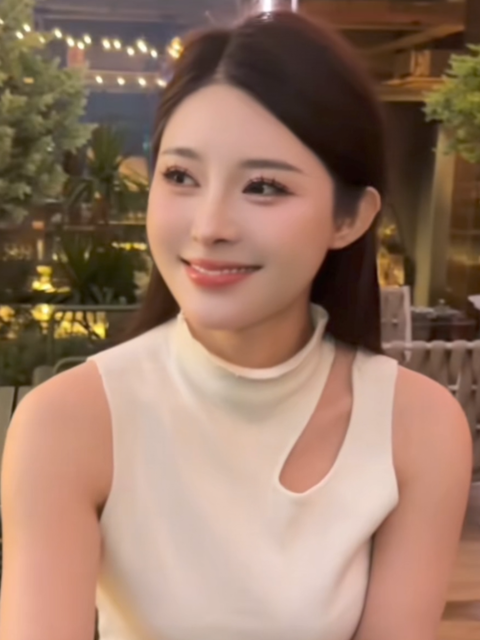 路过的狗被小姨一看都会爱上她 #剧情演绎 #媽媽的闺密