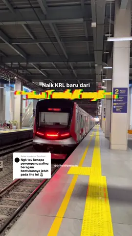 Membalas @flexiliate Pulang kerja naik KRL baru dari Stasiun Tanah Abang baru Iyes, KRL CRRC baru 3 trainset yang sudah dioperasikan, terdapat di jalur Bogor Line dan Cikarang Line. Pas banget kalau sore-sore di tanah abang pulang ke Bekasi bisa naik KRL baru ini.  Gak cuma KRL CRRC dari China, ada juga KRL INKA yang saat ini masih ujicoba Siapa nih yang sering naik KRL CRRC? #keretaapi #KRL #commuterline #commuter #tanahabang #stasiuntanahabang 