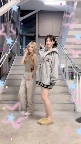 My soda pop 이즈 히얼 ｡❛◡❛｡ #IVE #아이브 #アイヴ #GAEUL #가을 #ガウル #LEESEO #이서 #イソ #SodaPop #KpopDemonHunters