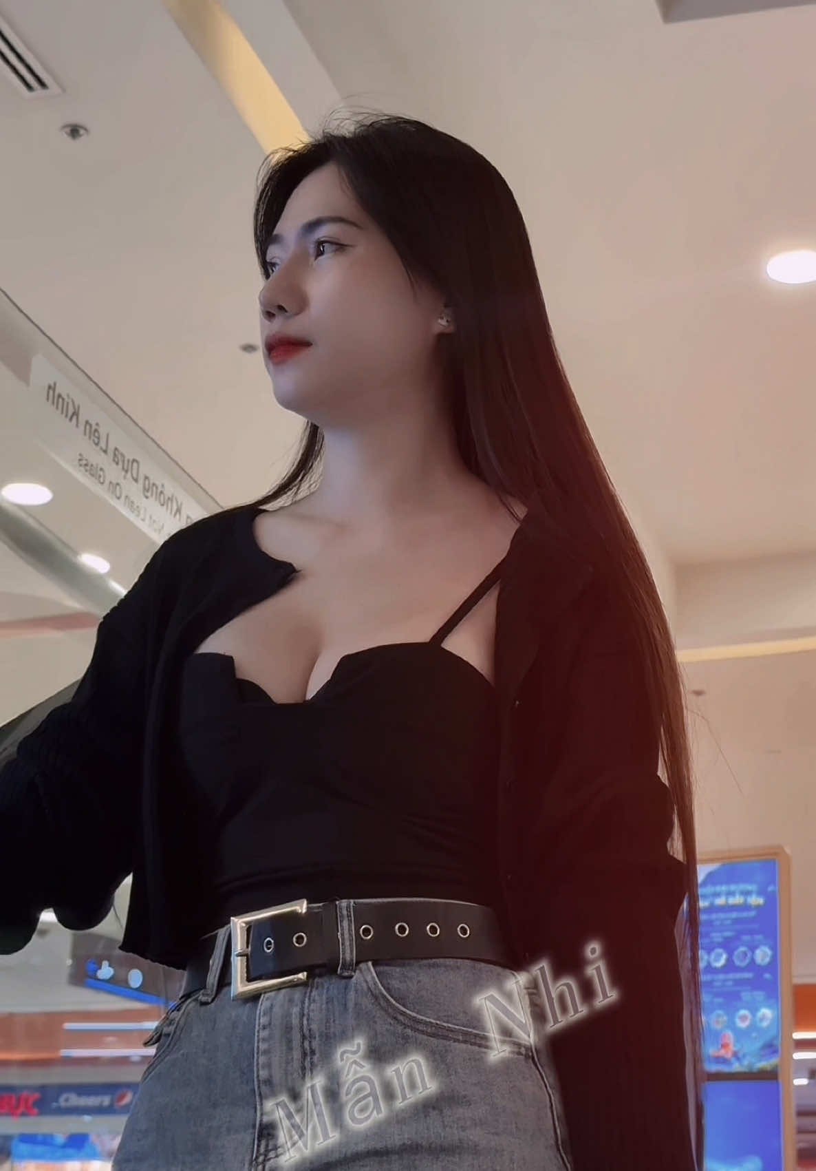 Em mang nỗi buồn bất hạnh 🥺