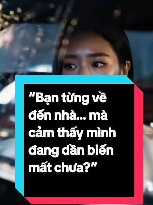 “Bạn từng về đến nhà… mà cảm thấy mình đang dần biến mất chưa?” Bạn từng về đến nhà… mà chẳng thấy ấm hơn ngoài đường chưa? Tủ lạnh đầy. Nhà sáng đèn. Nhưng tim thì trống hoác. Có những ngày, bạn không muốn khóc… nhưng lại ước gì… có ai để khóc cùng. Nếu bạn hiểu cảm giác đó… Video này là cho bạn. #fyp   #xuhuongtiktok   #trieutamtrang   #noidungchamsau 