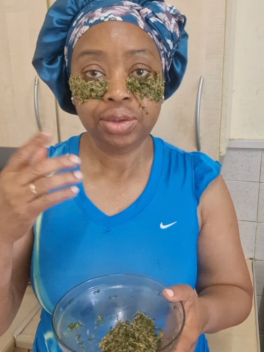 dark circles, puffy eyes, fine lines and tired eyes home remedy #darkcircles #puffyeyes #finelines #tiredeyes #fyp ##skincare 